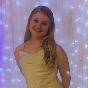 Meet your Posher, Raylee